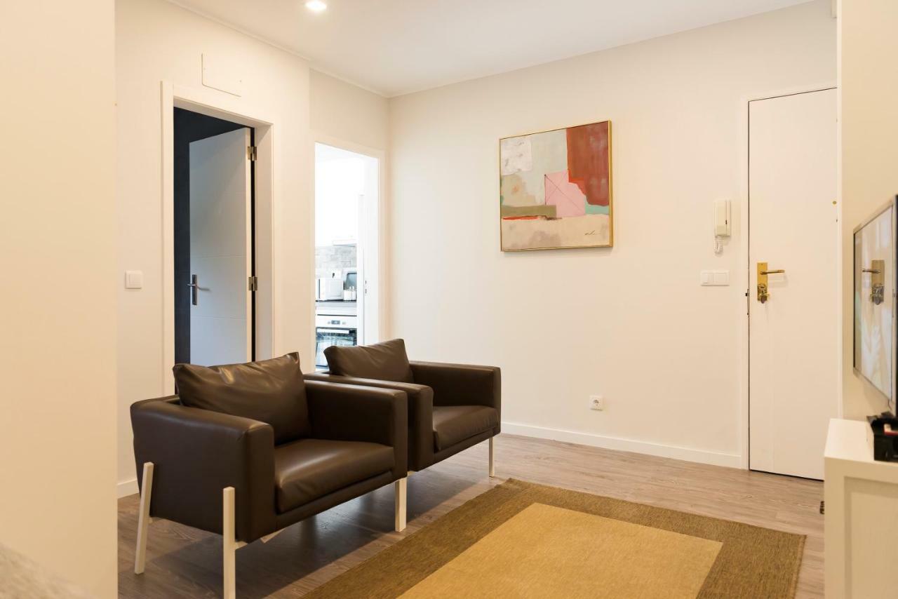 Apartamento Ideal 3 Lisbona Esterno foto